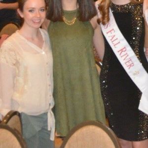 Green velvet dress with pockets!